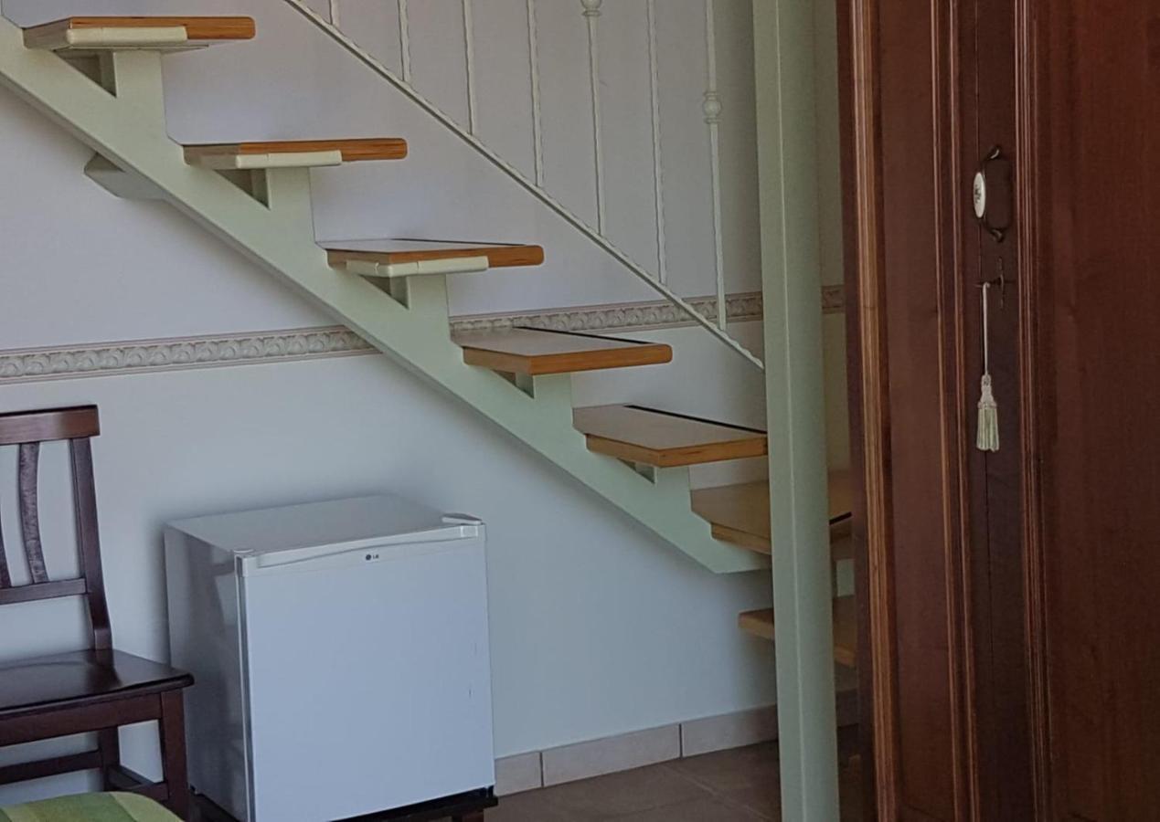 B&B L'Eucalipto Paola Ngoại thất bức ảnh