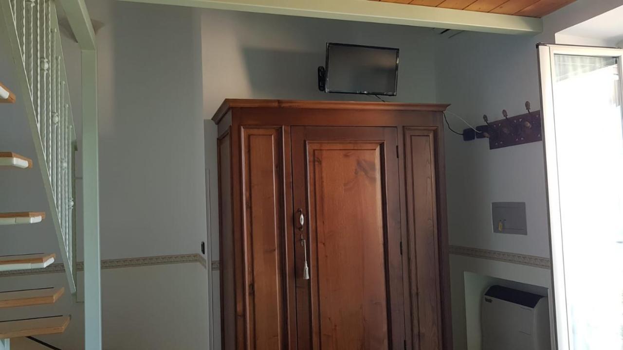 B&B L'Eucalipto Paola Ngoại thất bức ảnh