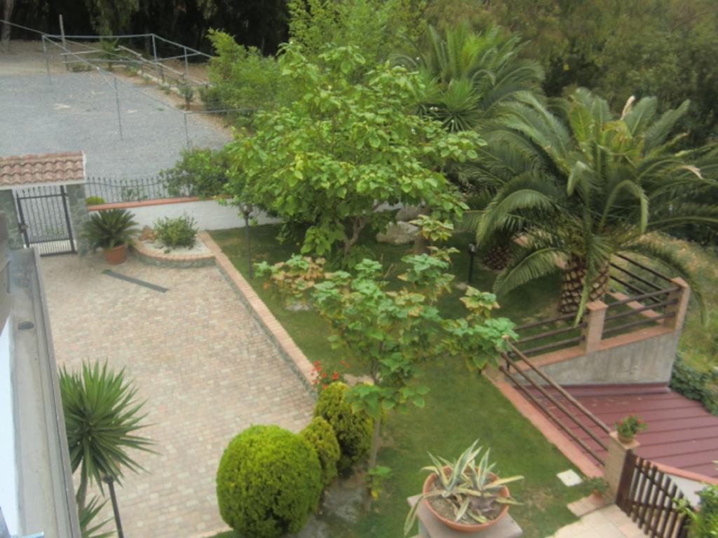 B&B L'Eucalipto Paola Ngoại thất bức ảnh