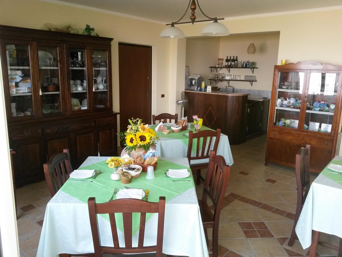 B&B L'Eucalipto Paola Ngoại thất bức ảnh
